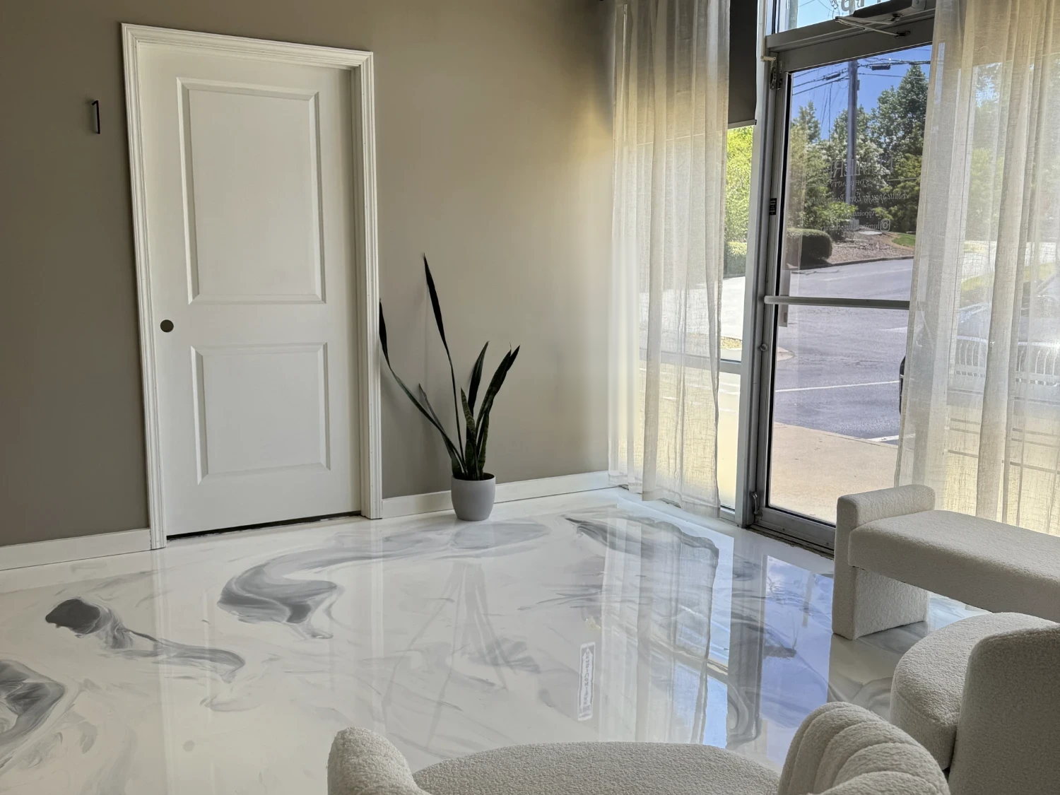 Client lounge and waiting area at the entrance